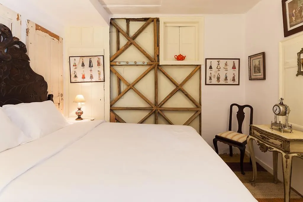 Old Lisbon Apartments Португалия